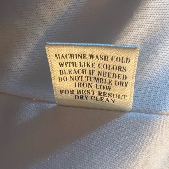 🪻BOUTIQUE LABEL🪻| Summer floral swing dress | Tie Neck | EUC! | S - Picture 7 of 7